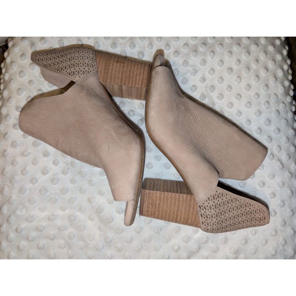 Antonio Melani Women's Size 8 Med Khaki Light Brown Peep Toe Slip On‎ Ankle Boot